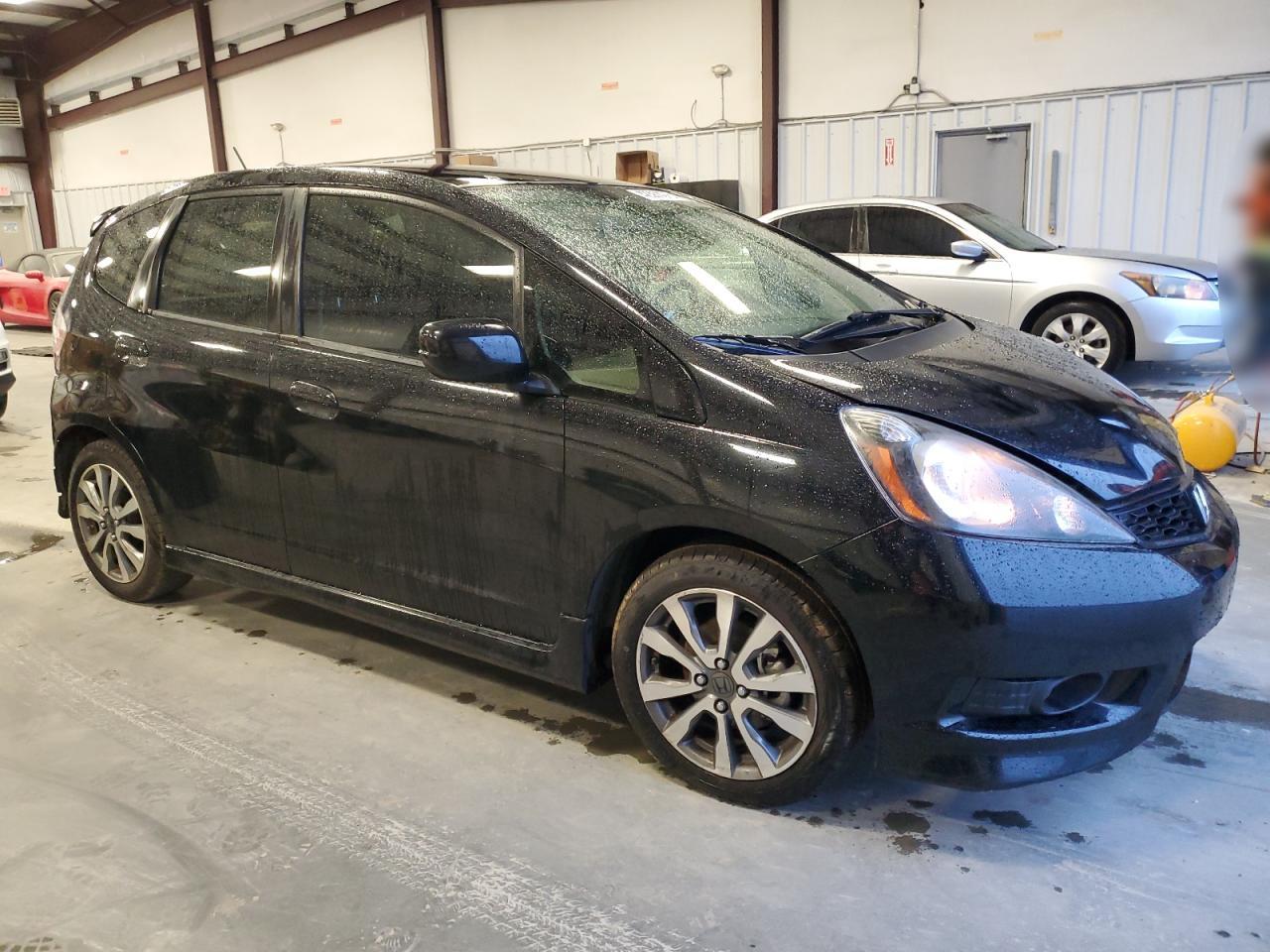 2012 Honda Fit - Image 4