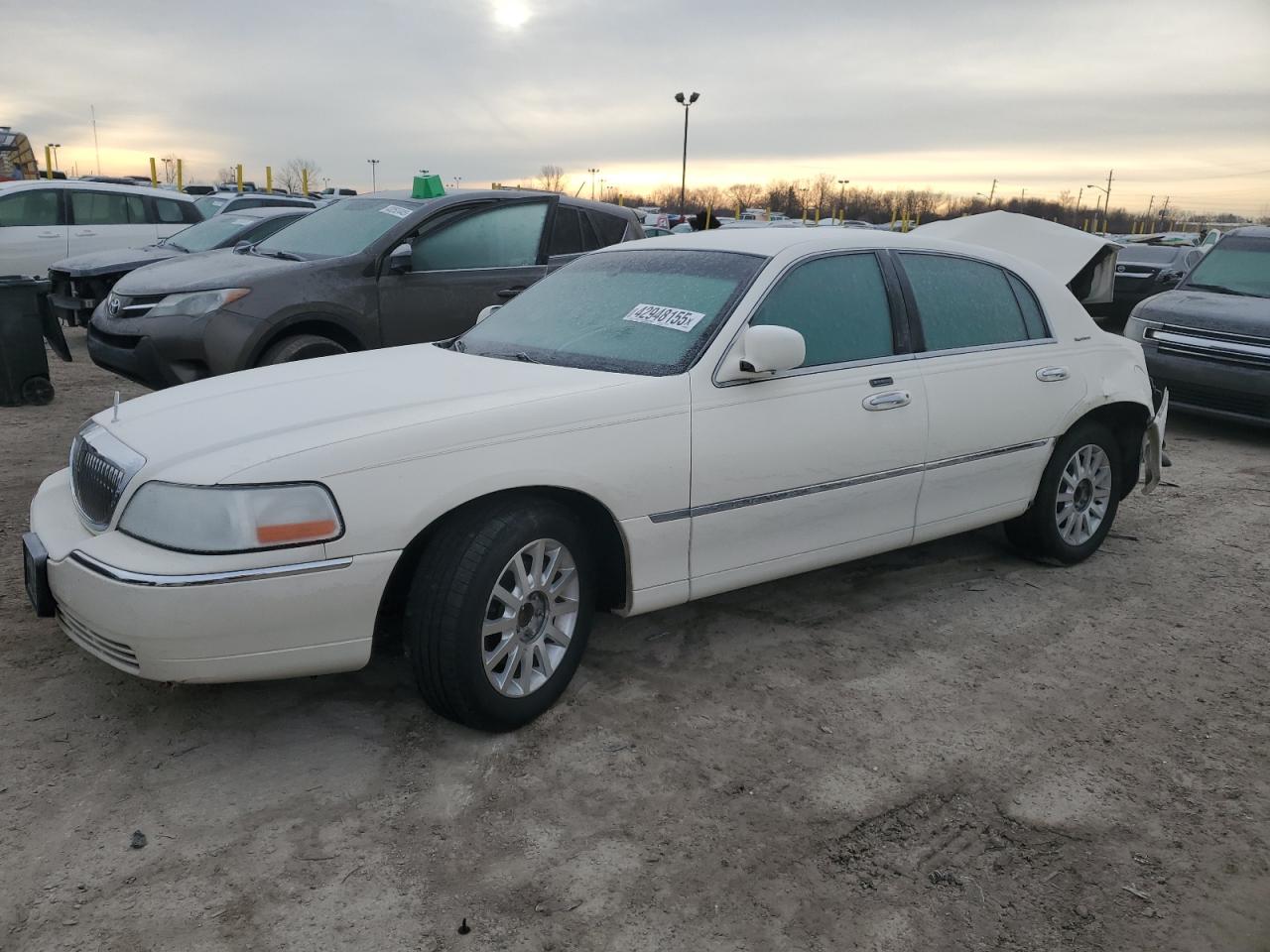 2007 Lincoln Town Car - Image 1