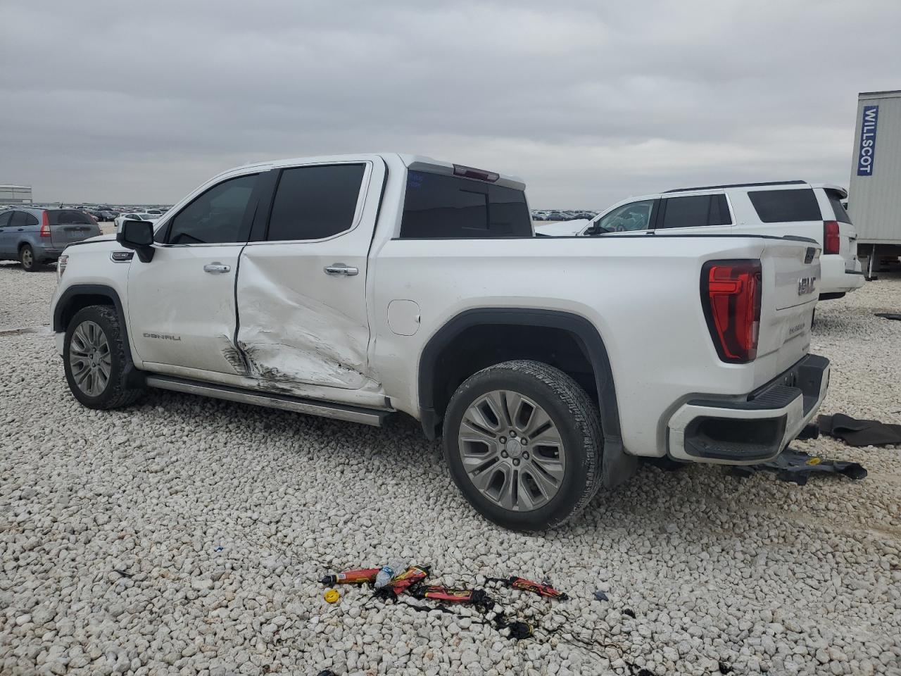 2022 GMC Sierra - Image 2