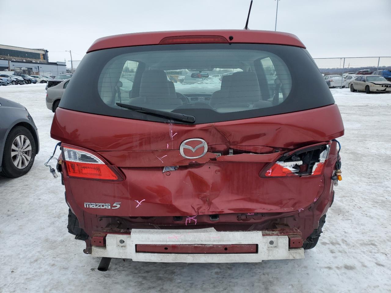 2015 Mazda 5 - Image 6