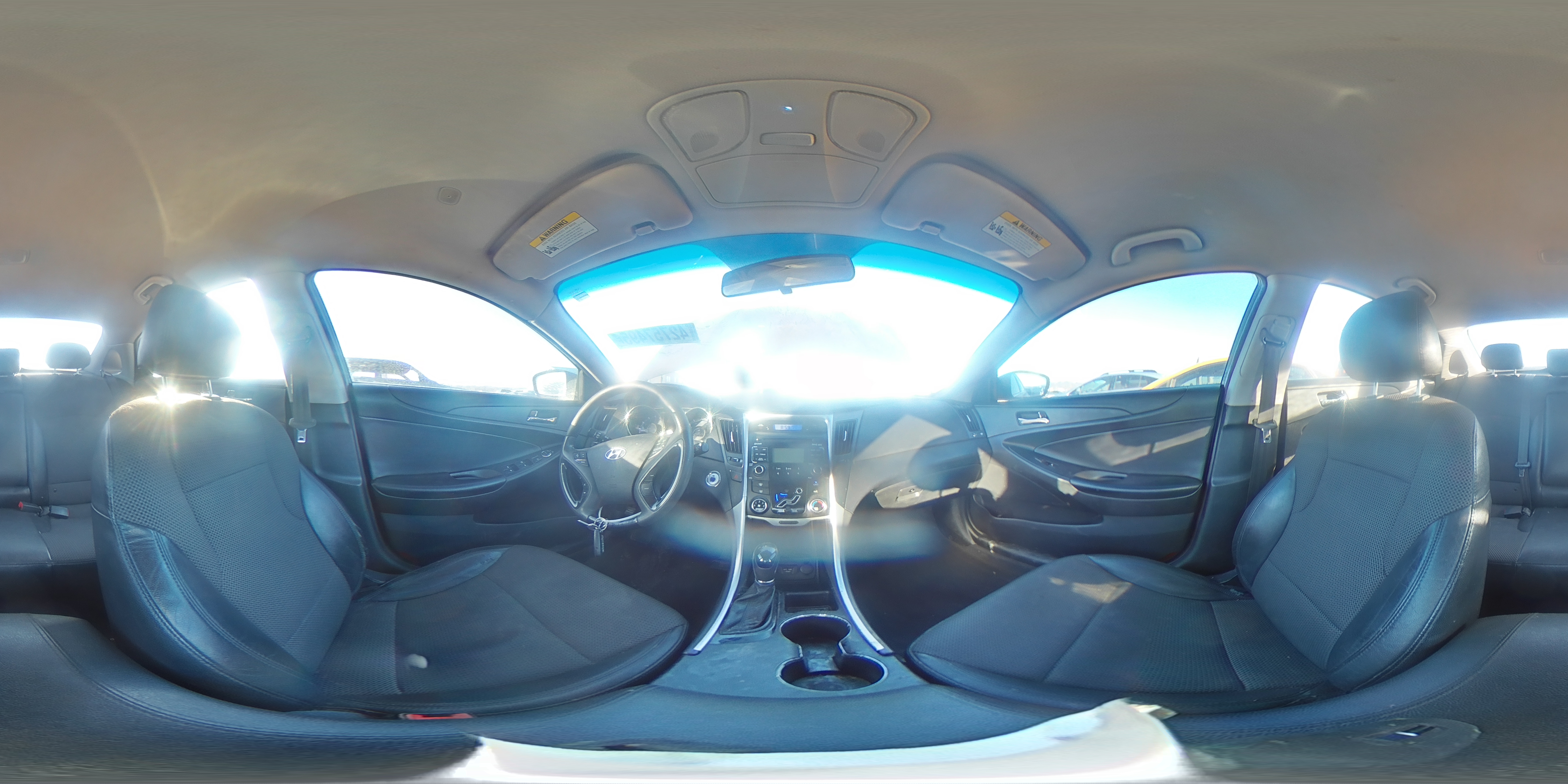 2011 Hyundai Sonata - Image 12