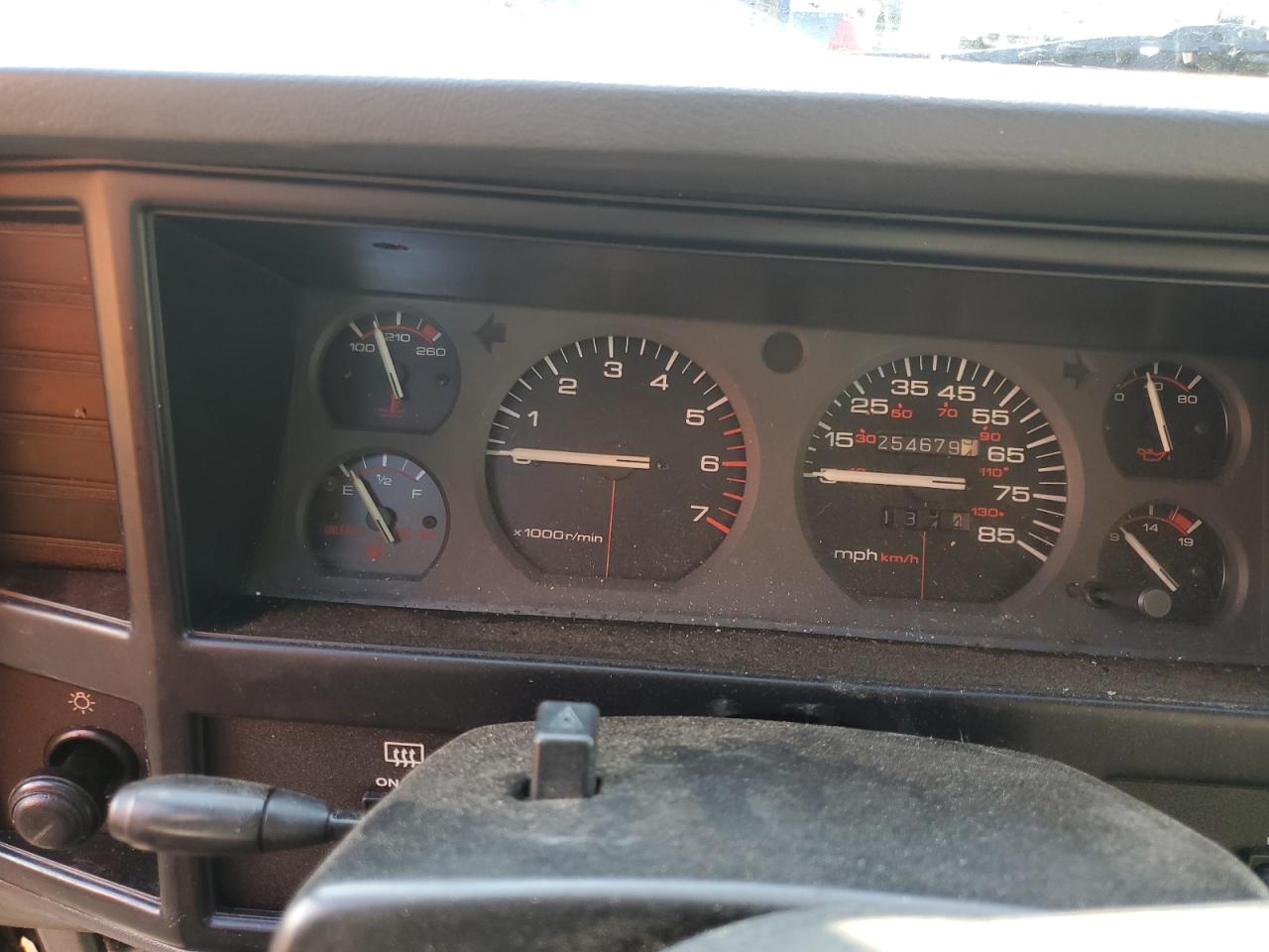 1996 Jeep Grand Cherokee - Image 9