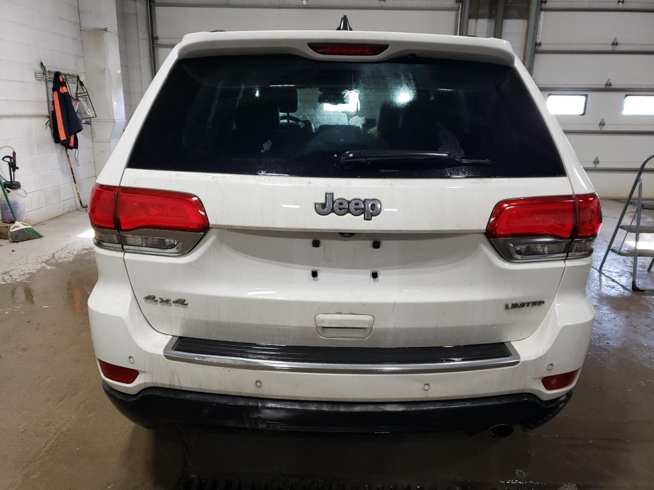 2015 Jeep Grand Cherokee - Image 6