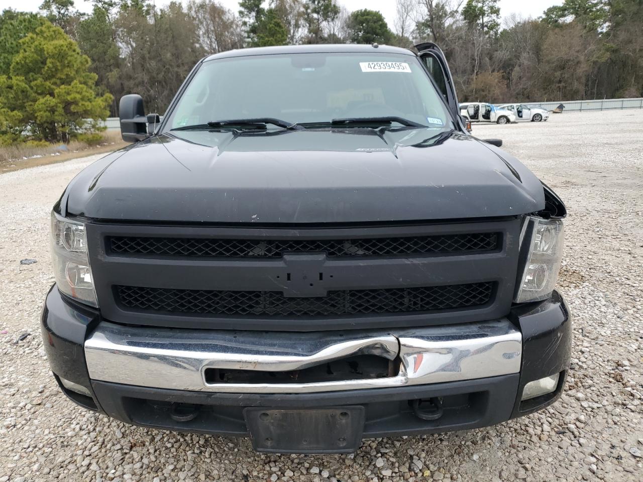 2009 Chevrolet Silverado - Image 5