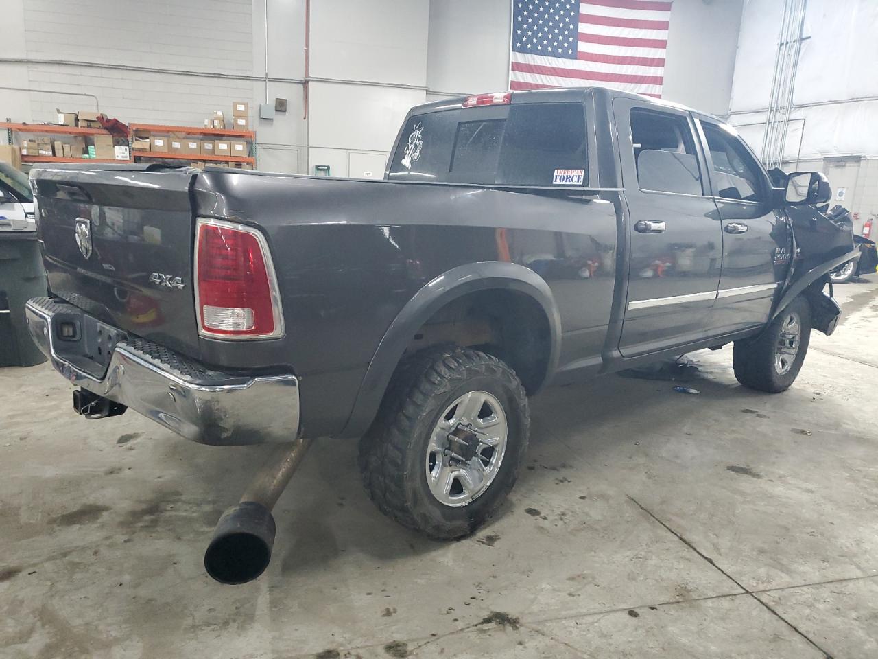 2016 RAM 2500 - Image 3