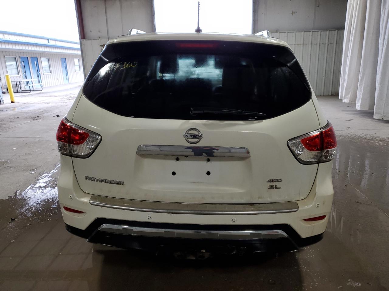 2013 Nissan Pathfinder - Image 6
