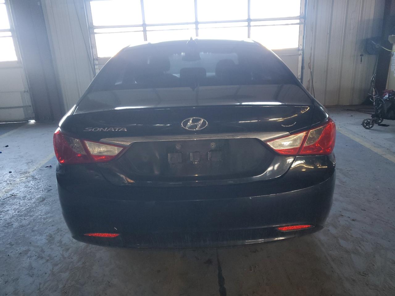 2013 Hyundai Sonata - Image 6