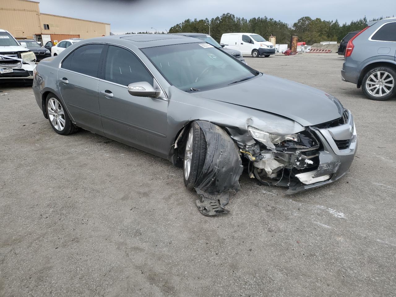 2010 Acura RL - Image 4
