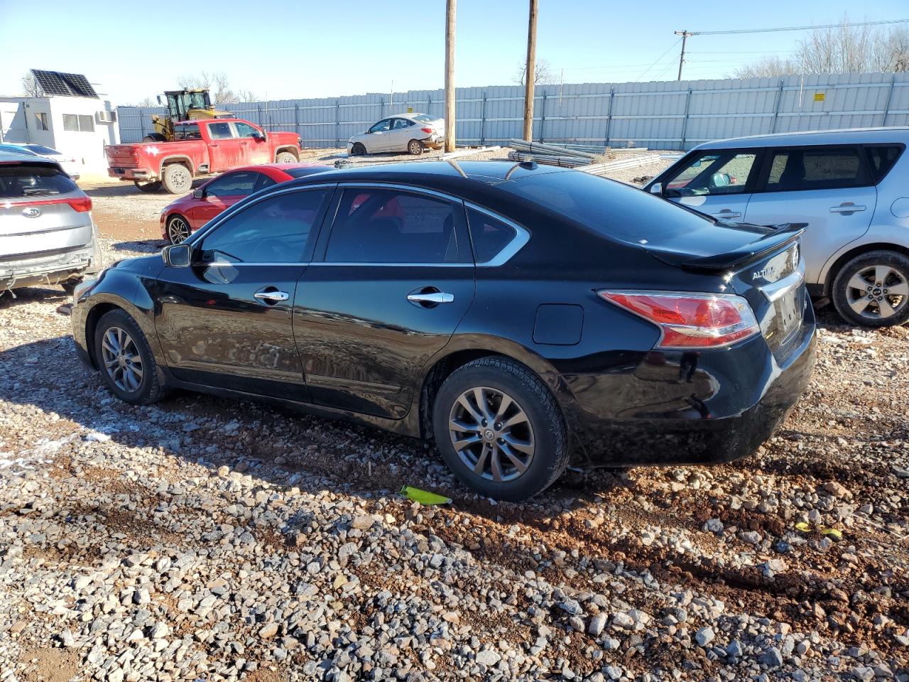 2015 Nissan Altima - Image 2