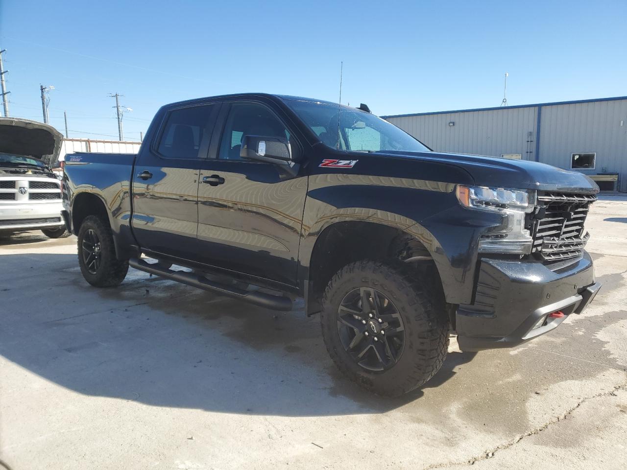 2019 Chevrolet Silverado - Image 4