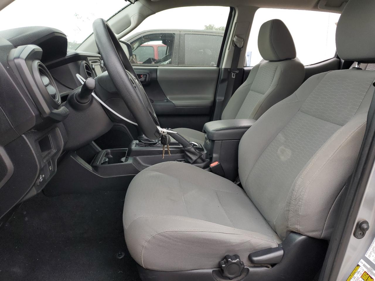 2018 Toyota Tacoma - Image 7