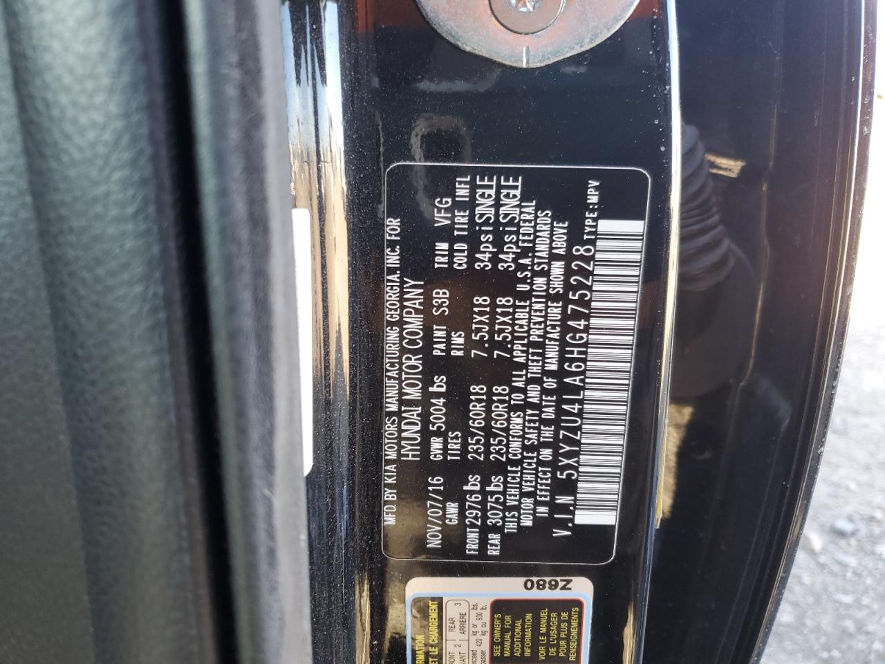 2017 Hyundai Santa Fe - Image 14