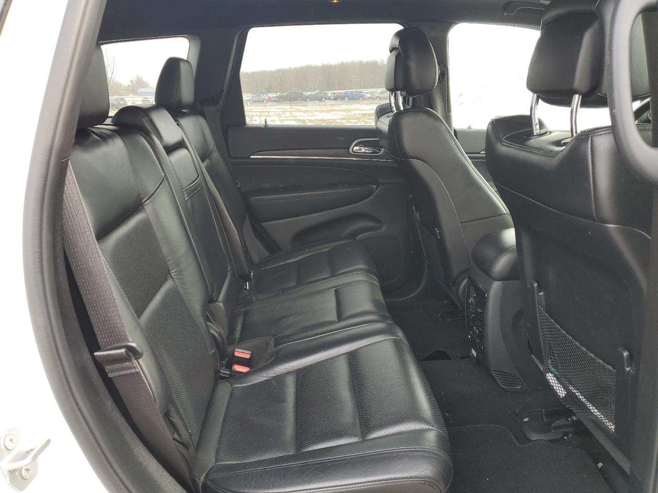 2020 Jeep Grand Cherokee - Image 11