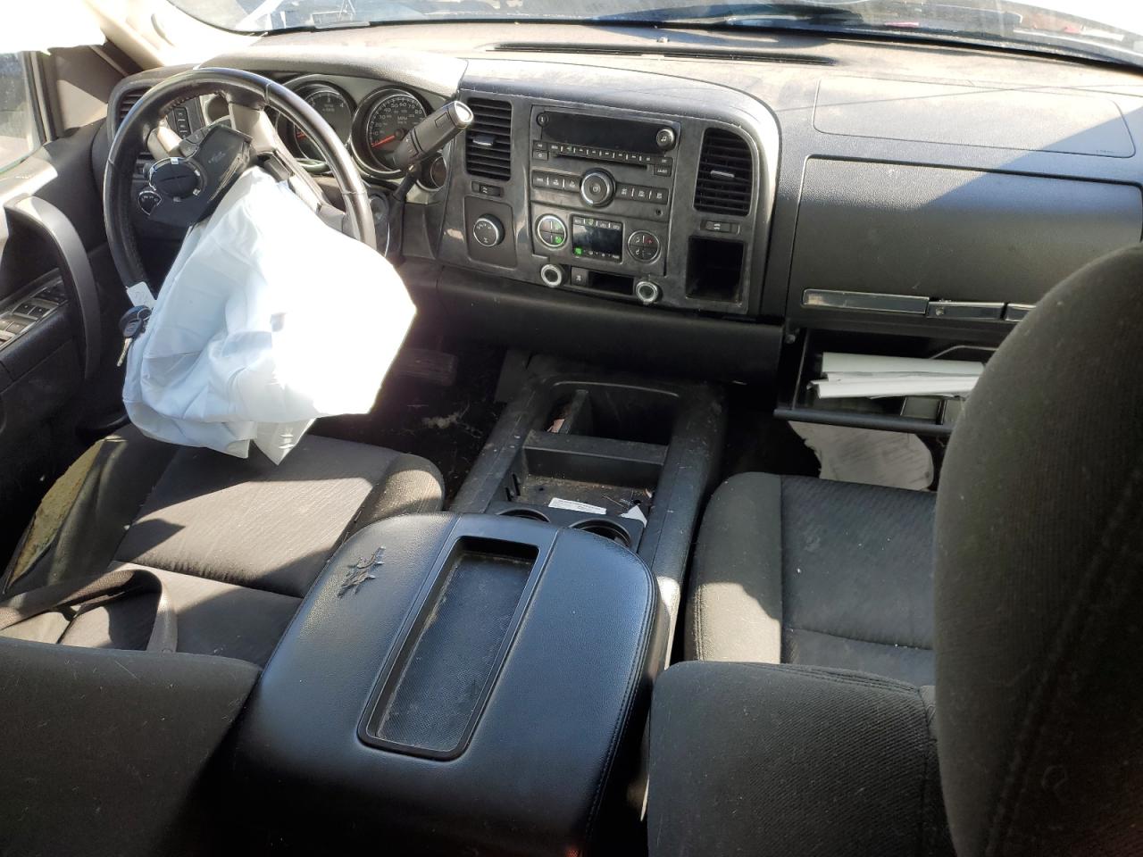 2010 Chevrolet Silverado - Image 8