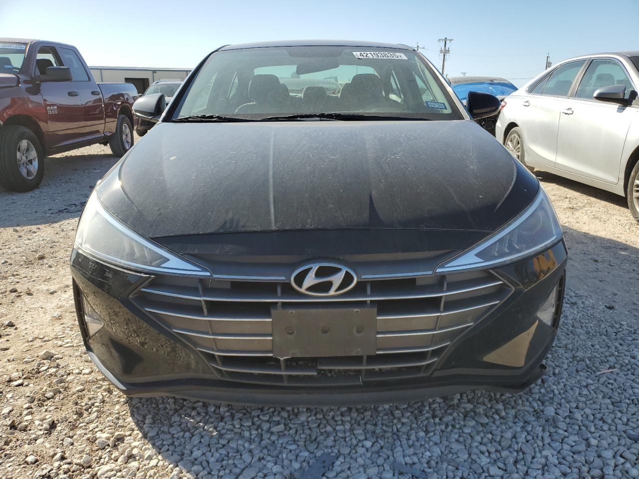 2019 Hyundai Elantra - Image 5