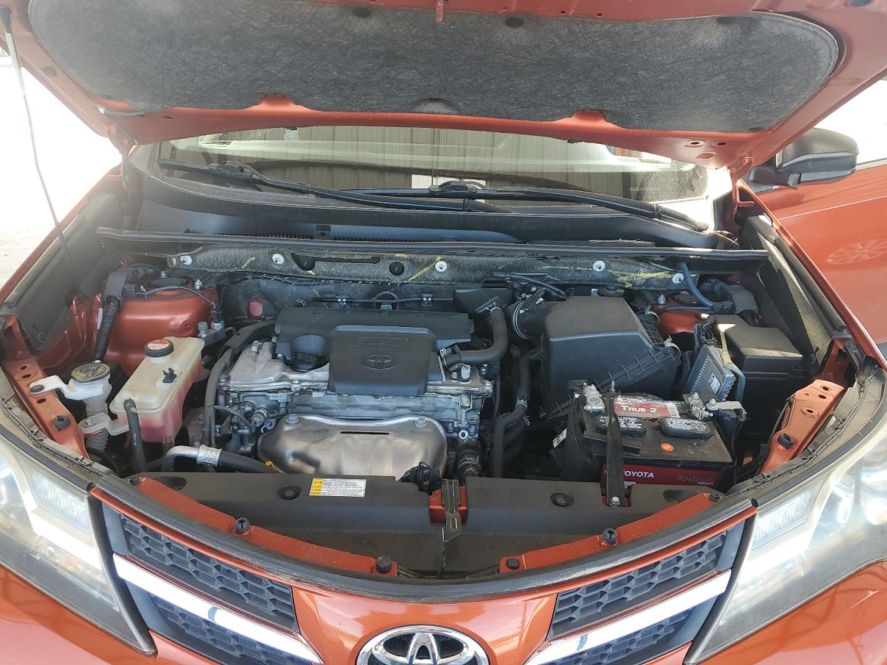 2015 Toyota RAV 4 - Image 12