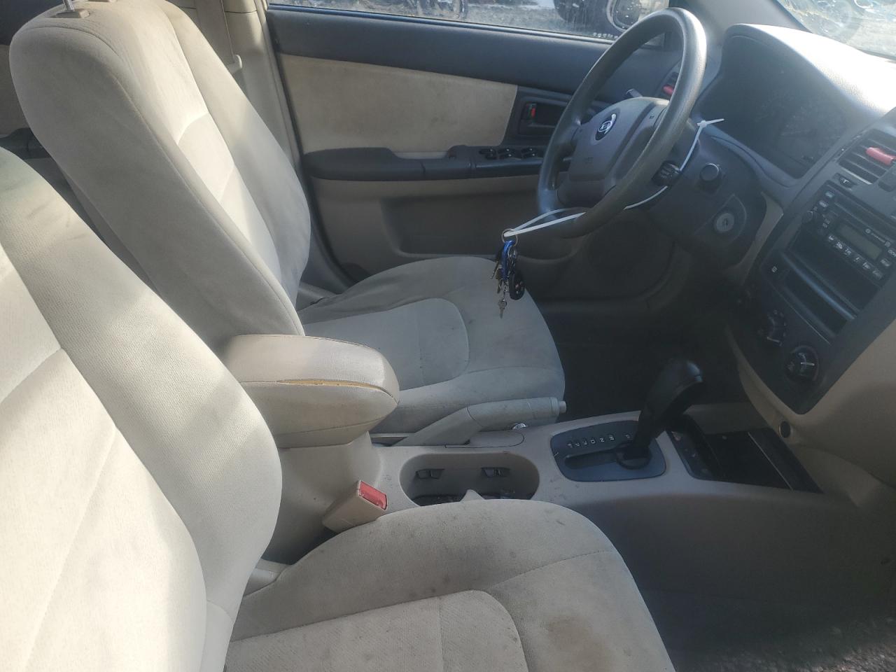 2004 Kia Spectra - Image 7