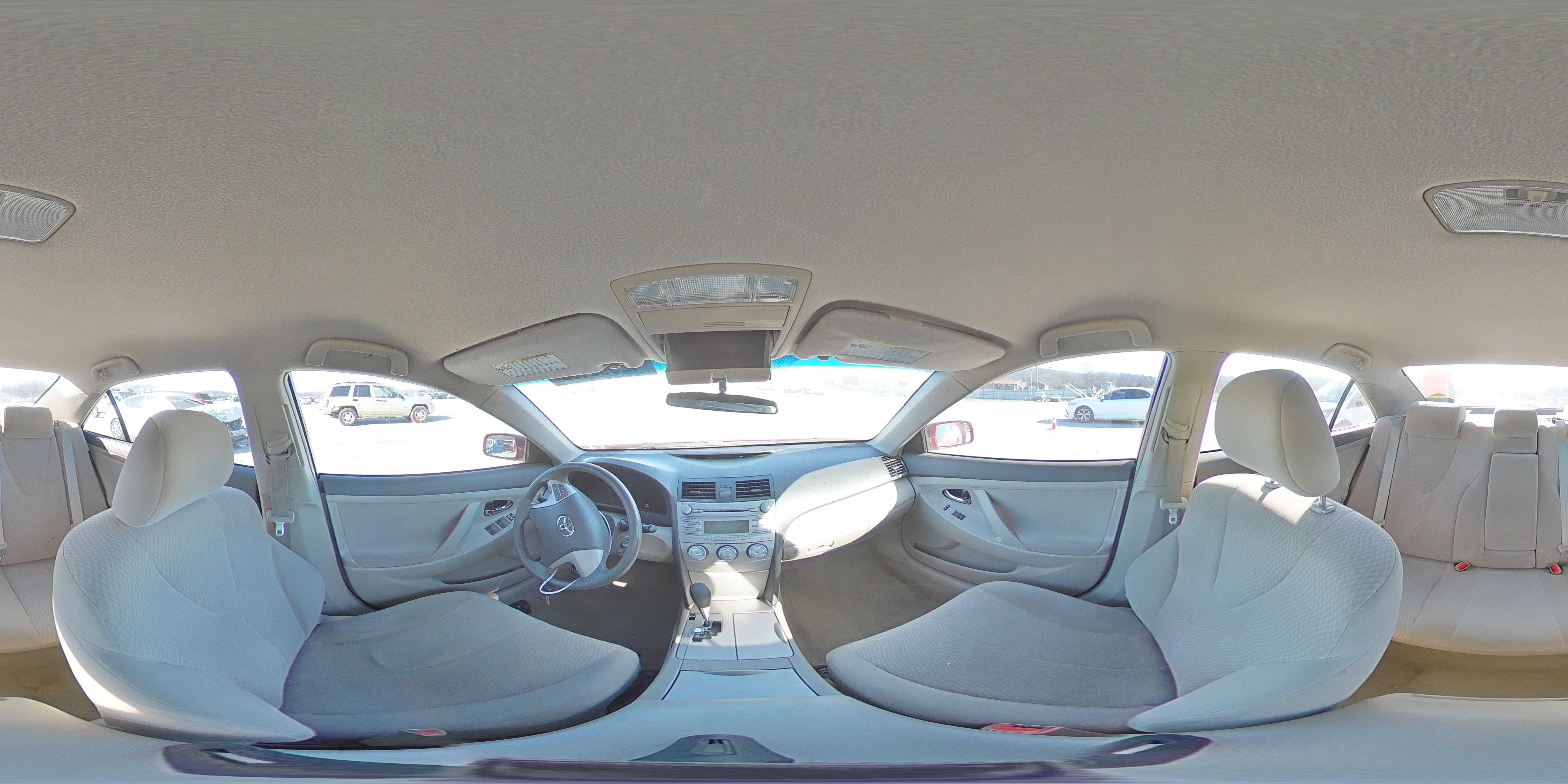 2011 Toyota Camry - Image 12
