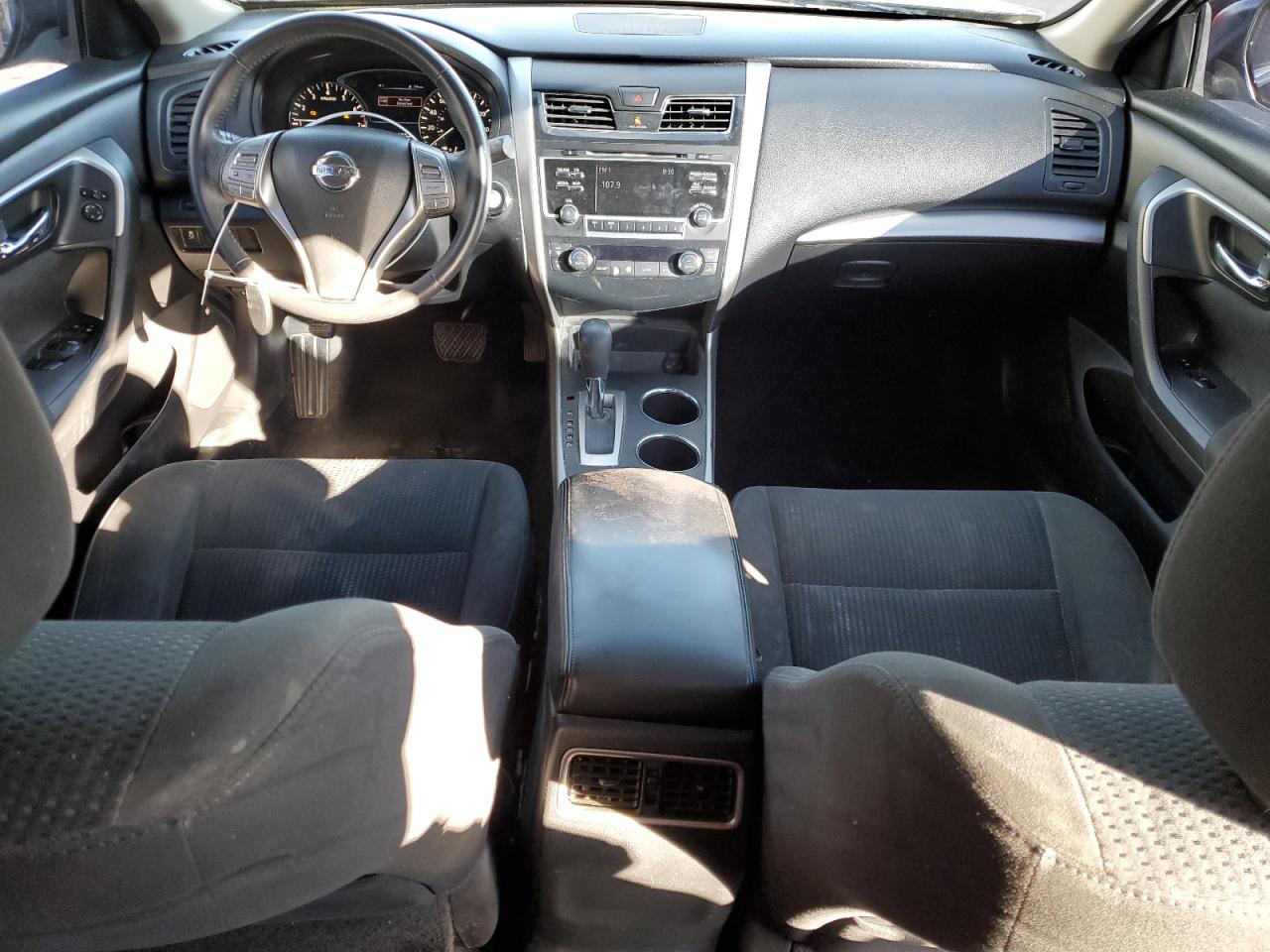 2015 Nissan Altima - Image 8