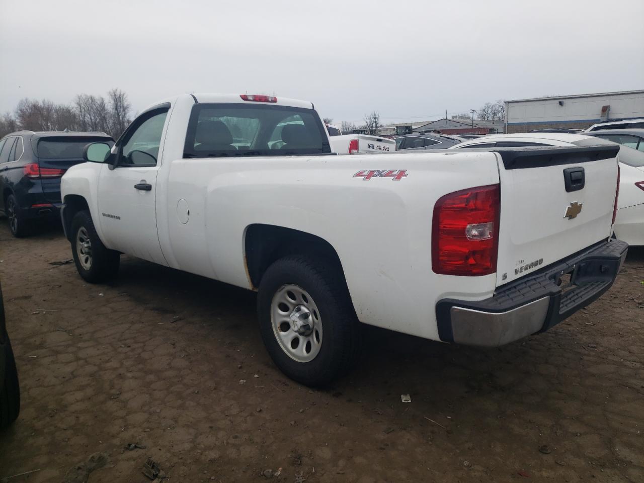 2011 Chevrolet Silverado - Image 2