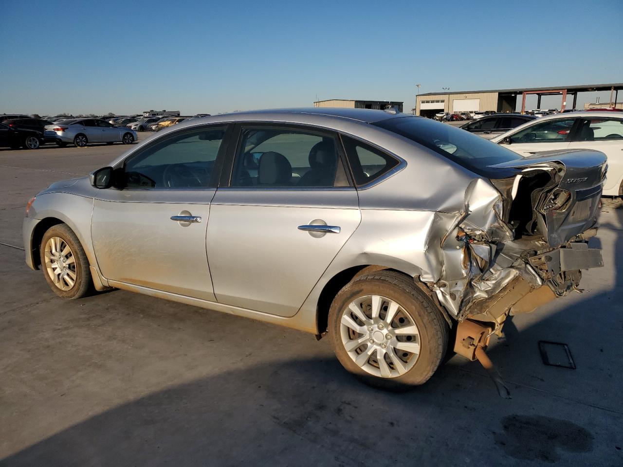 2015 Nissan Sentra - Image 2