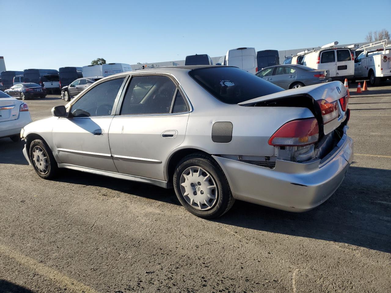 2001 Honda Accord - Image 2