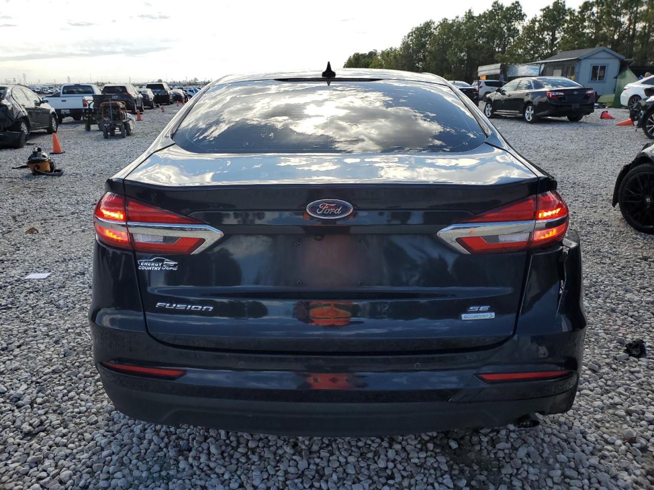 2020 Ford Fusion - Image 6