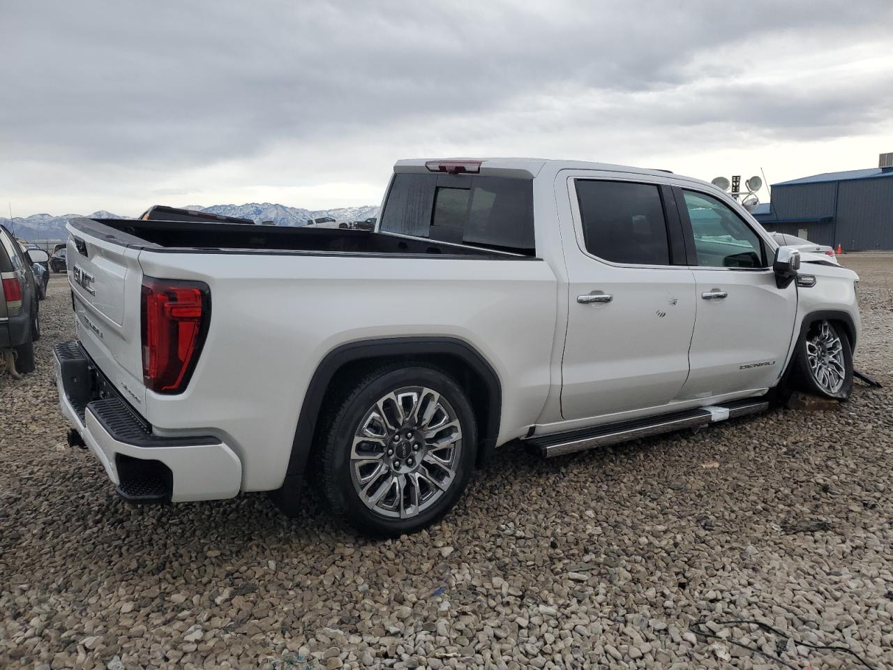 2024 GMC Sierra K1500 Denali Ultimate VIN: 1GTUUHEL2RZ265874 Lot: 41456545