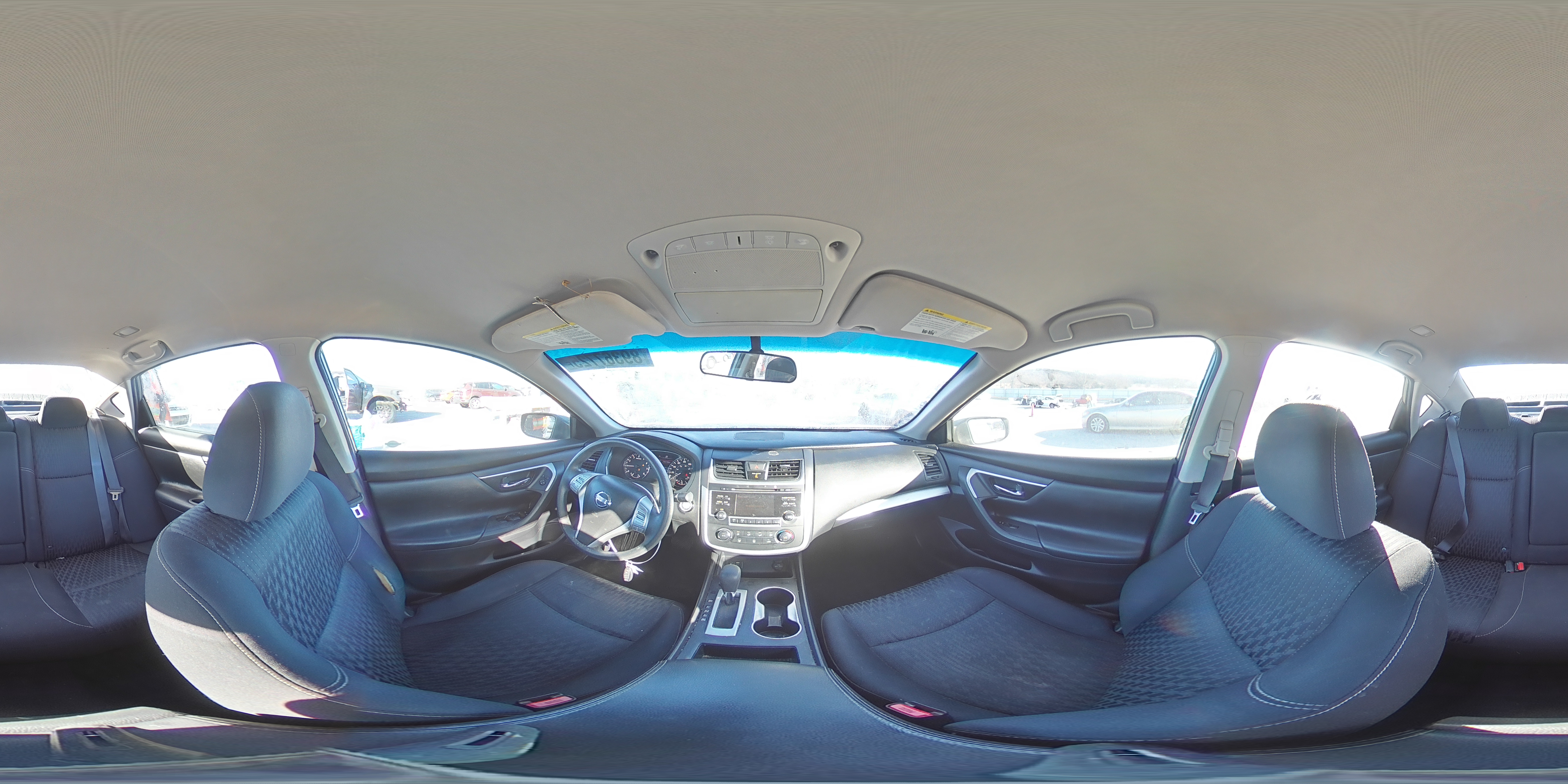 2017 Nissan Altima - Image 13