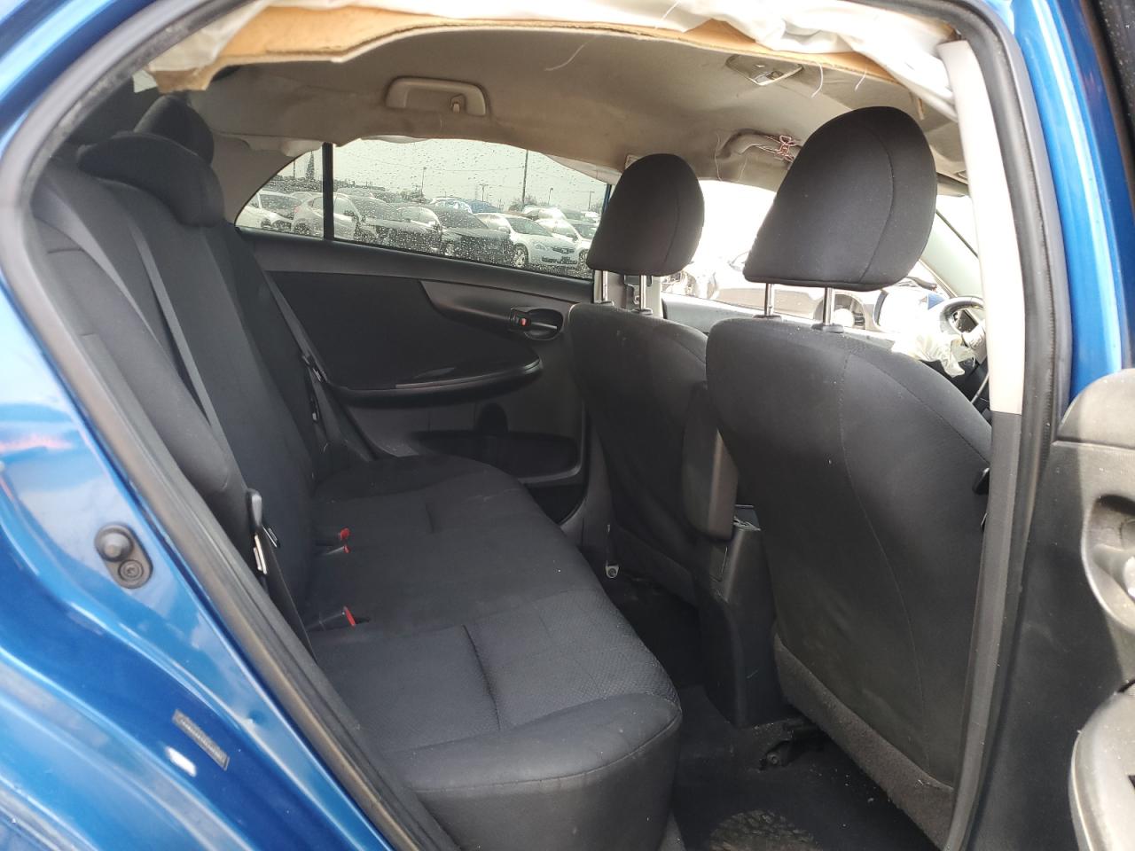 2010 Toyota Corolla - Image 10