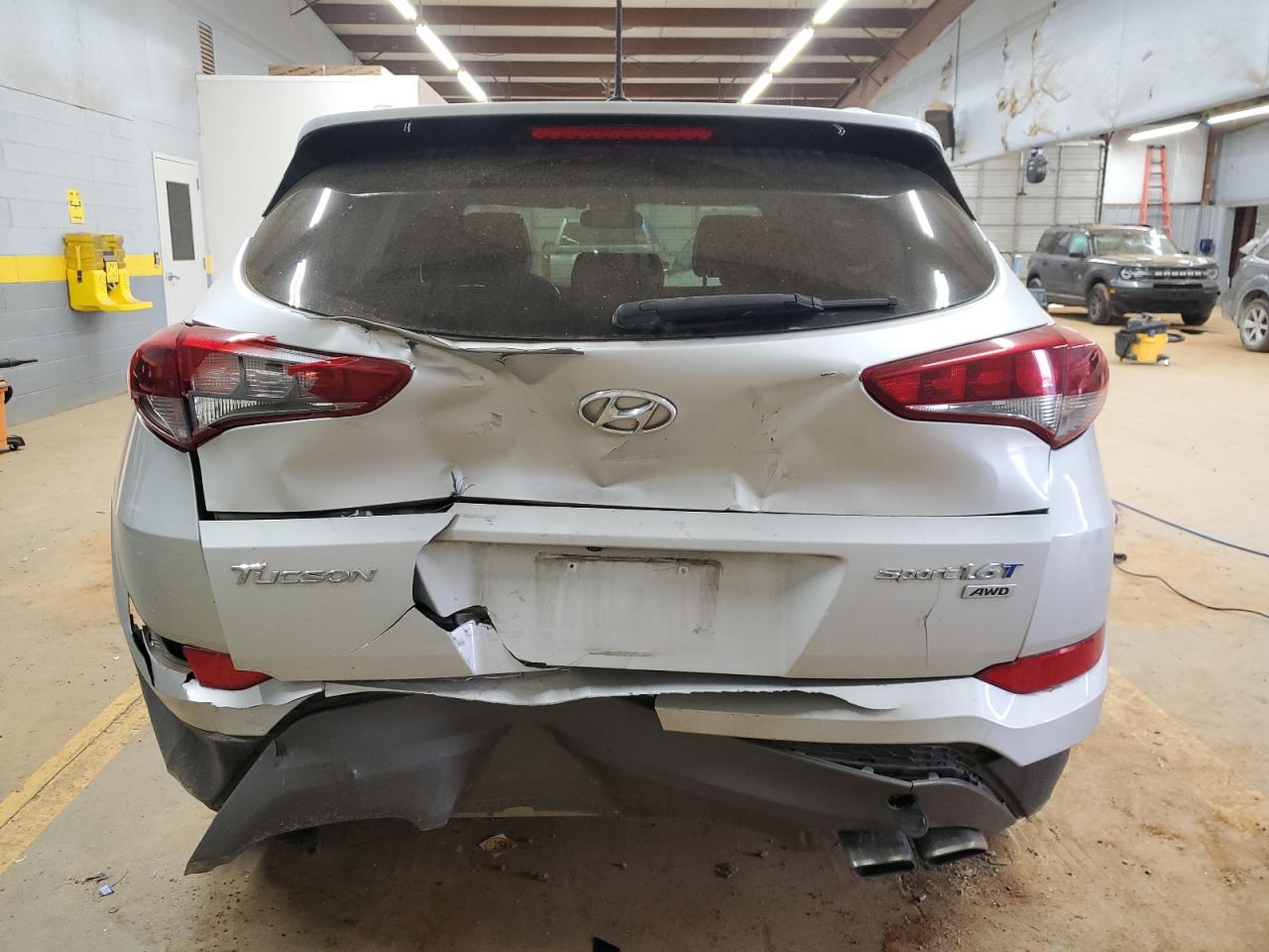2016 Hyundai Tucson - Image 6