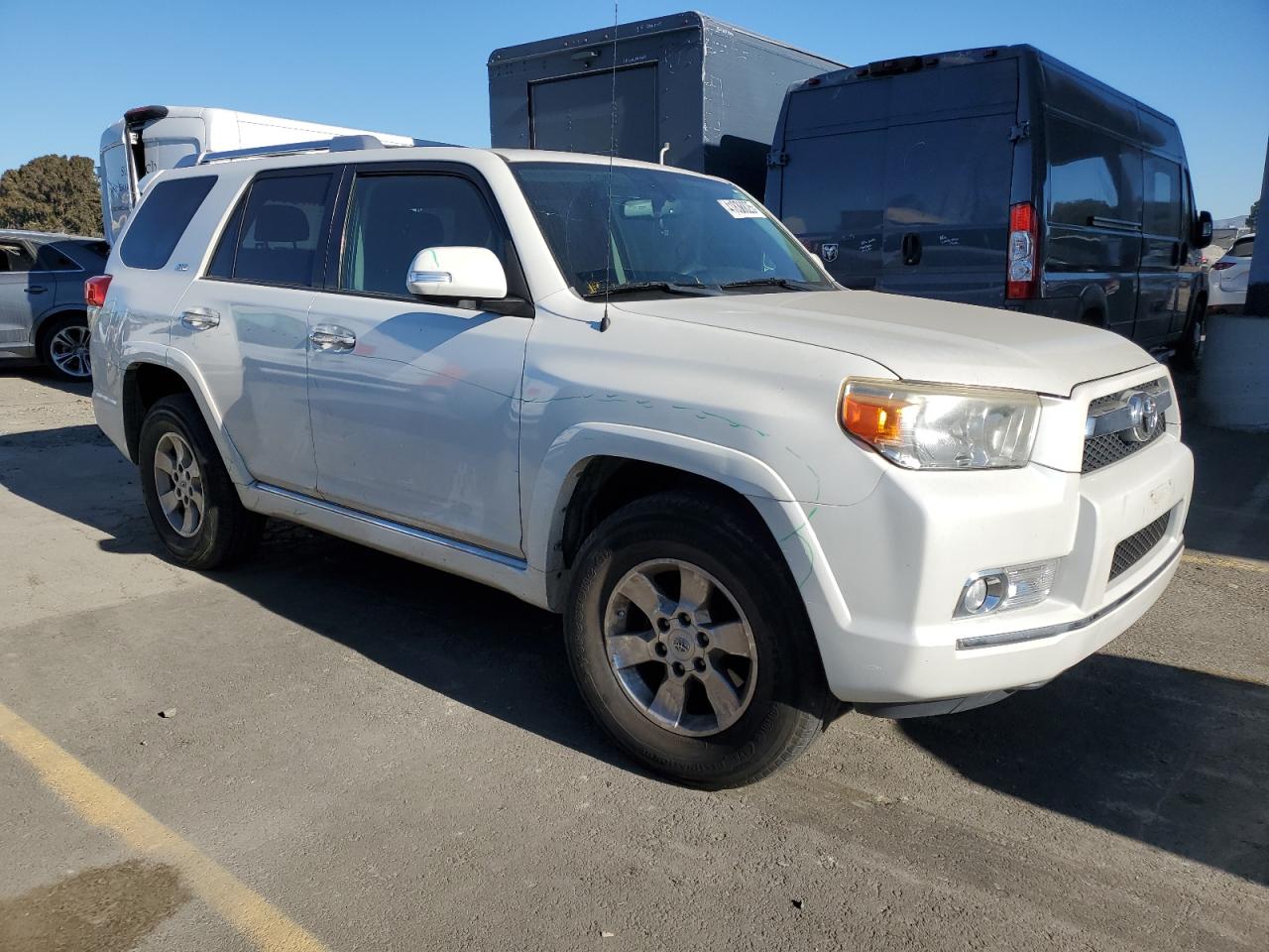 2010 Toyota 4Runner - Image 4