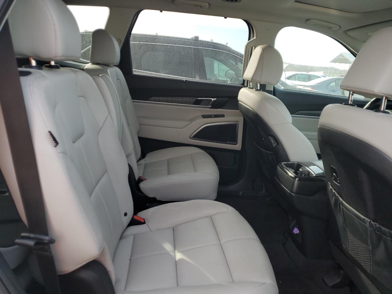 2024 Kia Telluride - Image 11