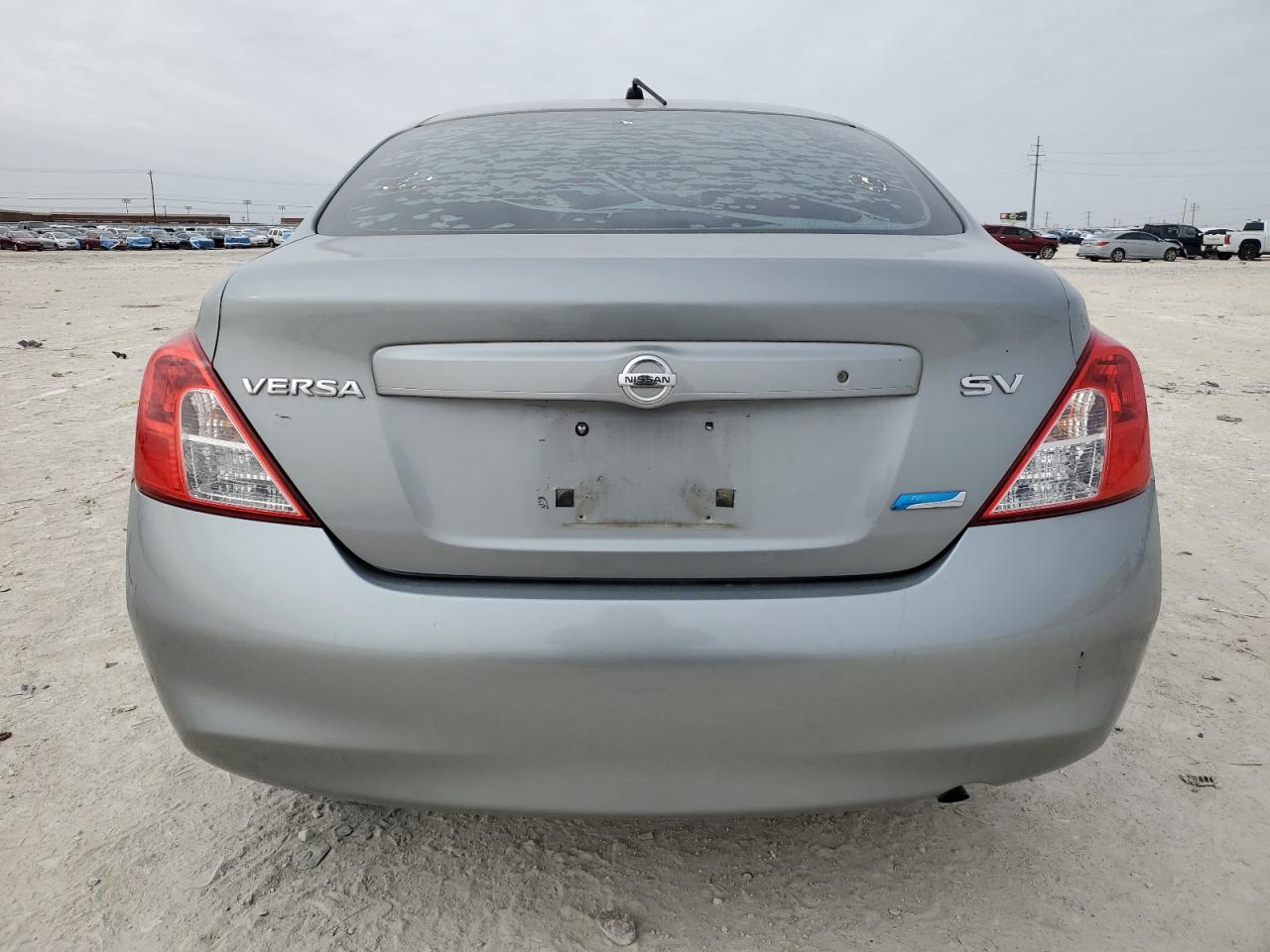 2012 Nissan Versa - Image 6