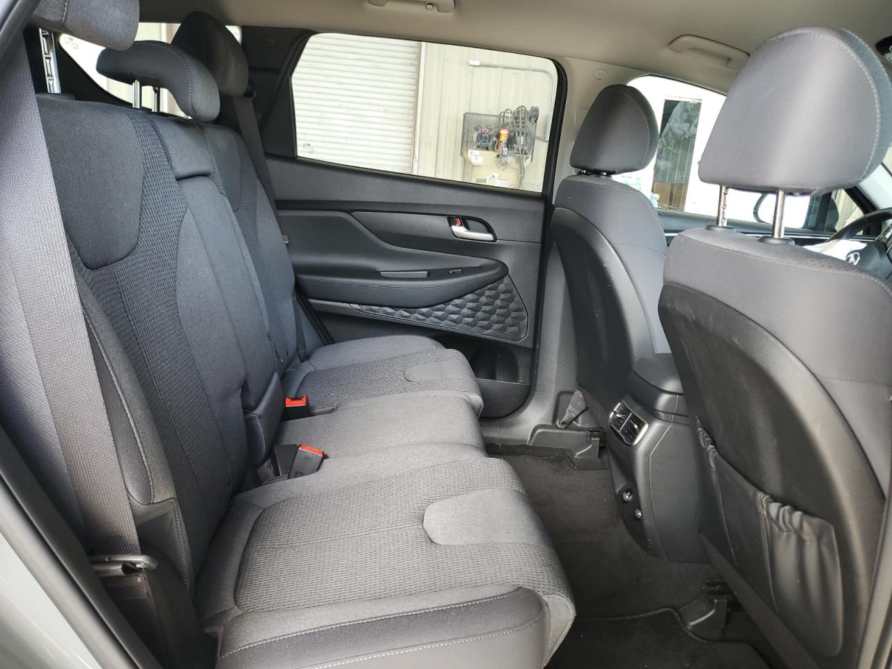 2023 Hyundai Santa Fe - Image 11