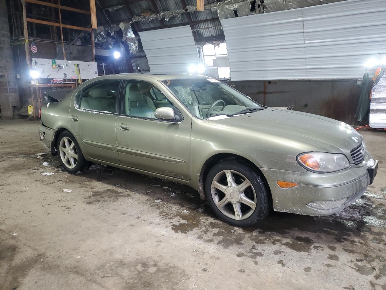2002 Infiniti I - Image 4