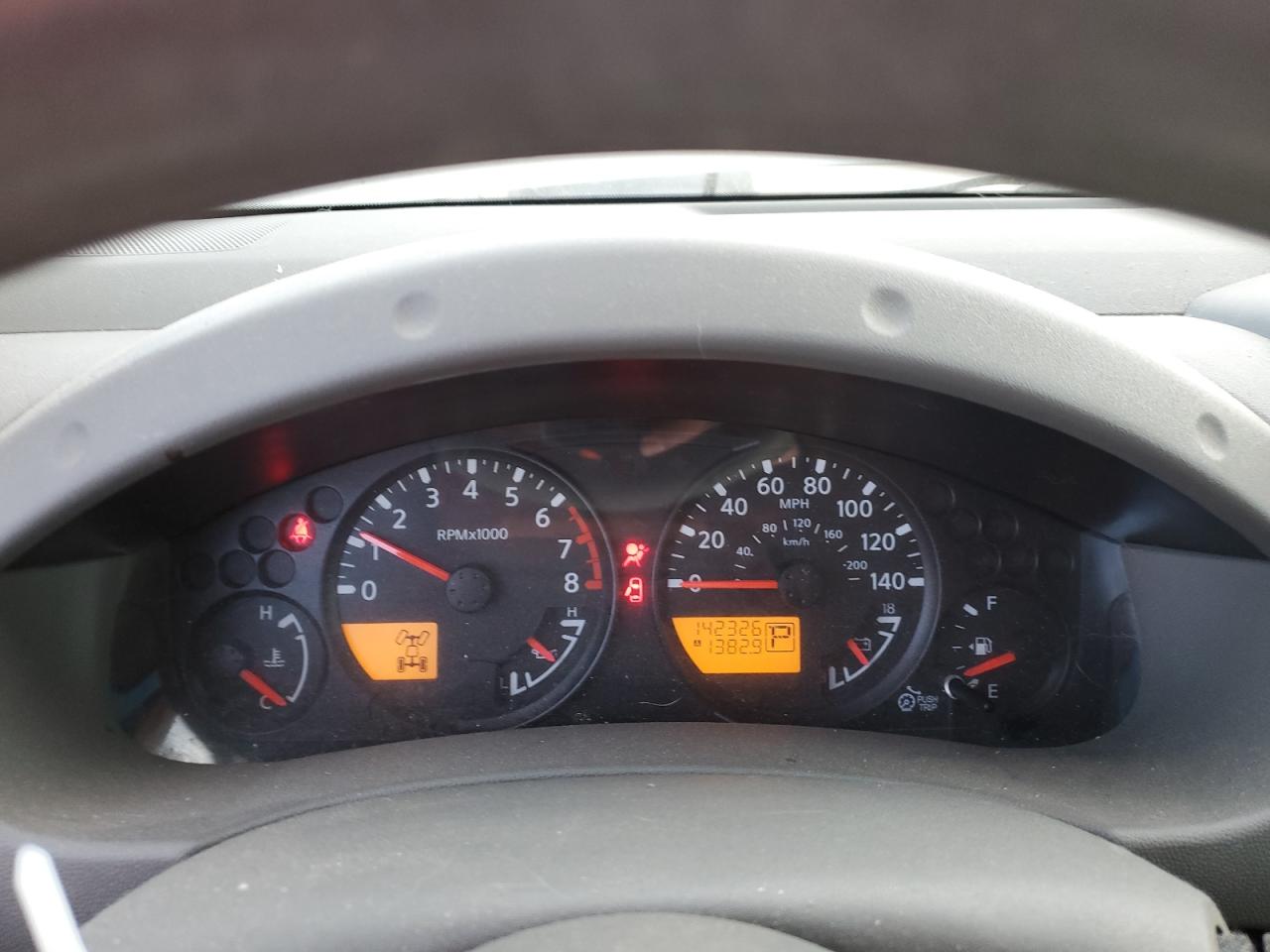 2014 Nissan Navara (Frontier) - Image 9