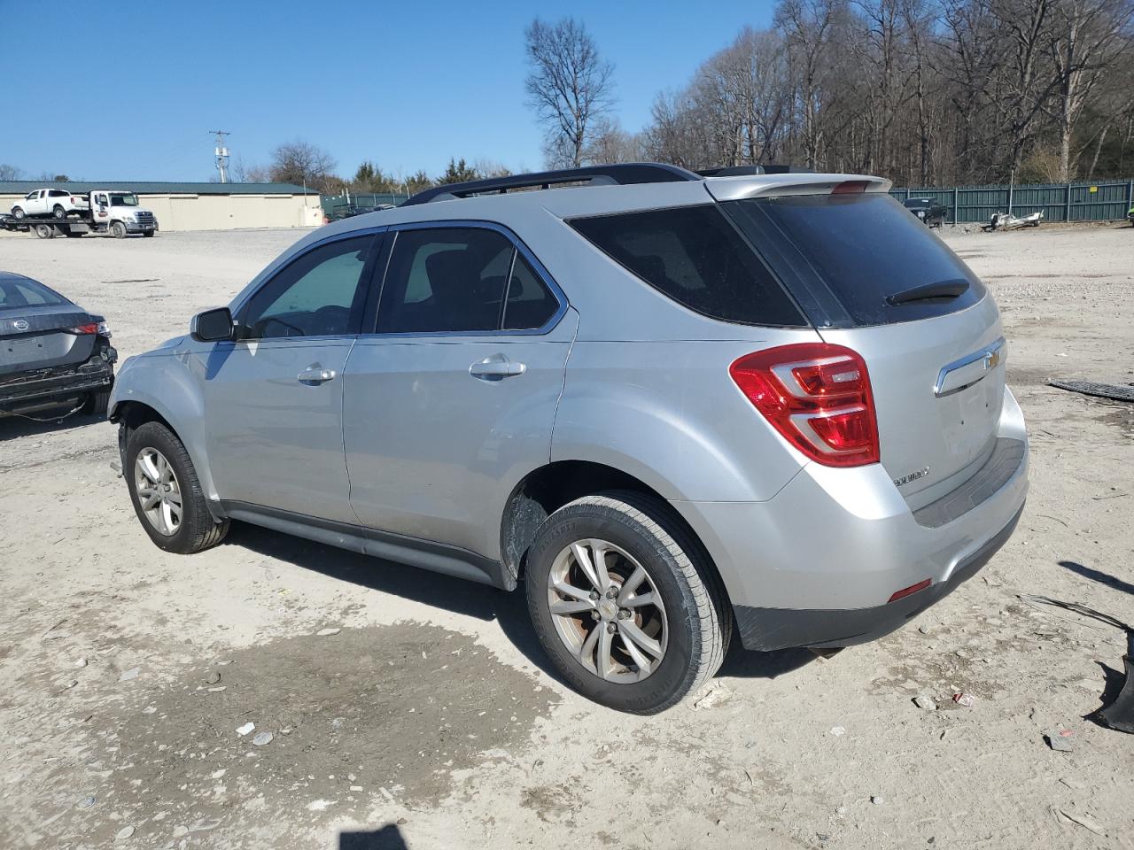 2017 Chevrolet Equinox - Image 2
