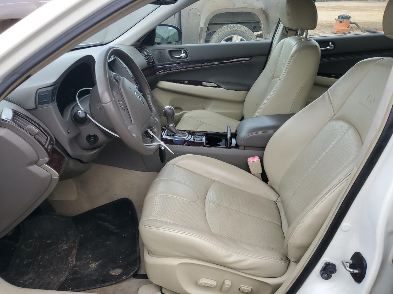 2008 Infiniti G - Image 7