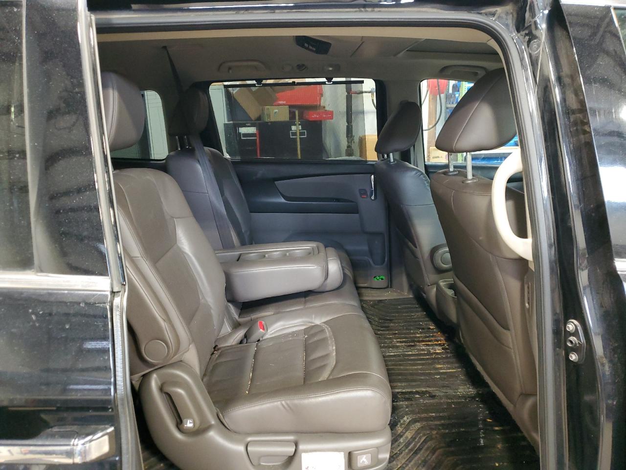 2016 Honda Odyssey - Image 11