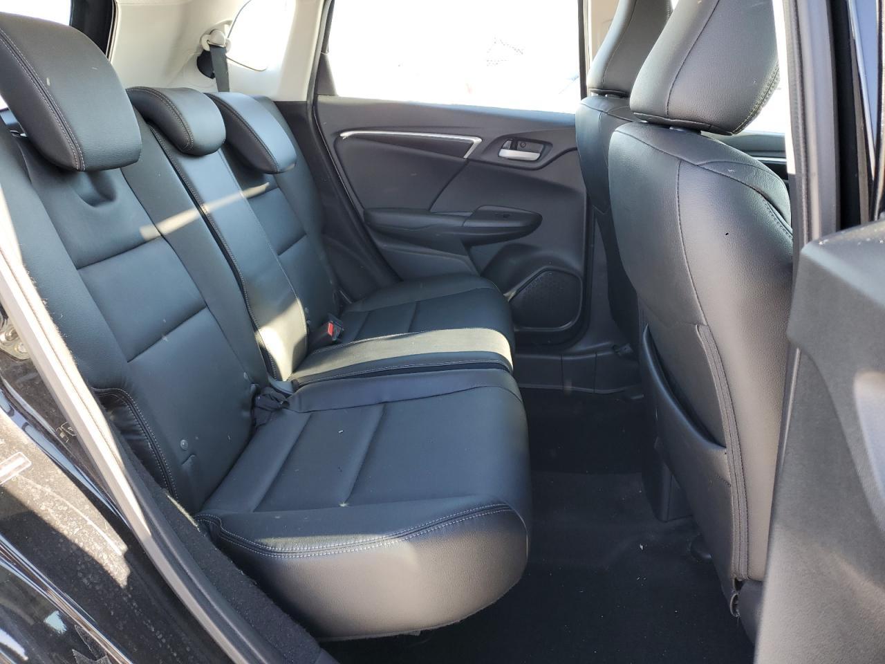 2017 Honda Fit - Image 10