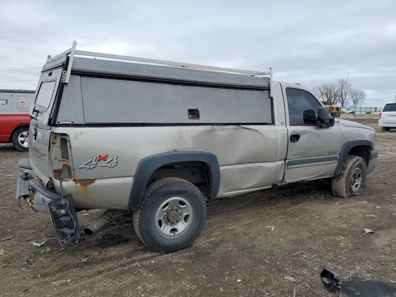 2005 Chevrolet Silverado - Image 3