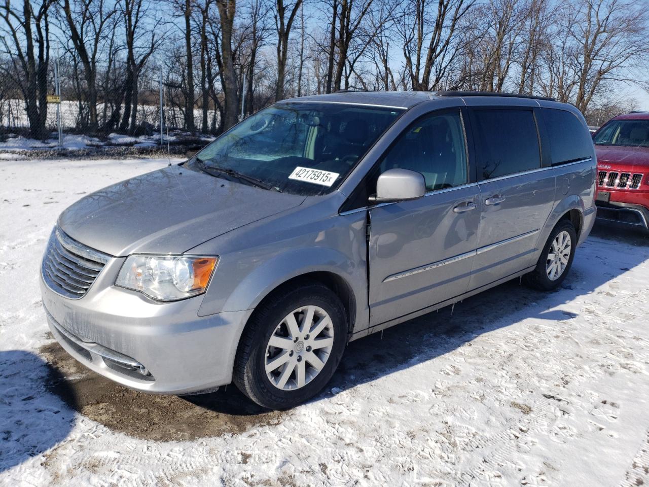 2015 Chrysler Town & Country - Image 1