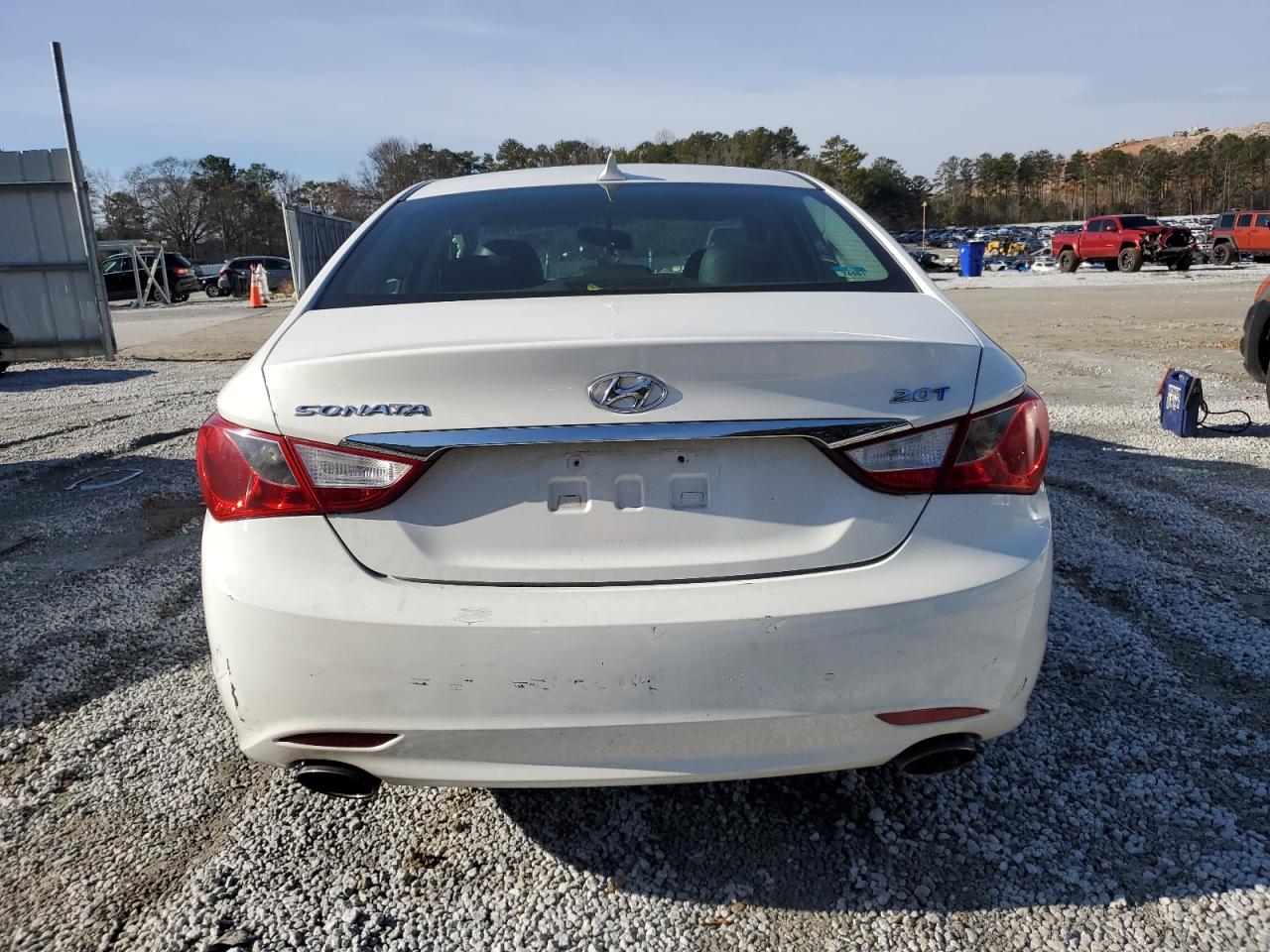 2011 Hyundai Sonata - Image 6