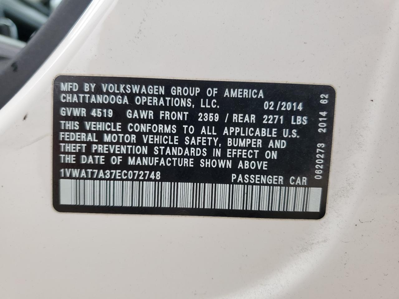 2014 Volkswagen Passat - Image 12