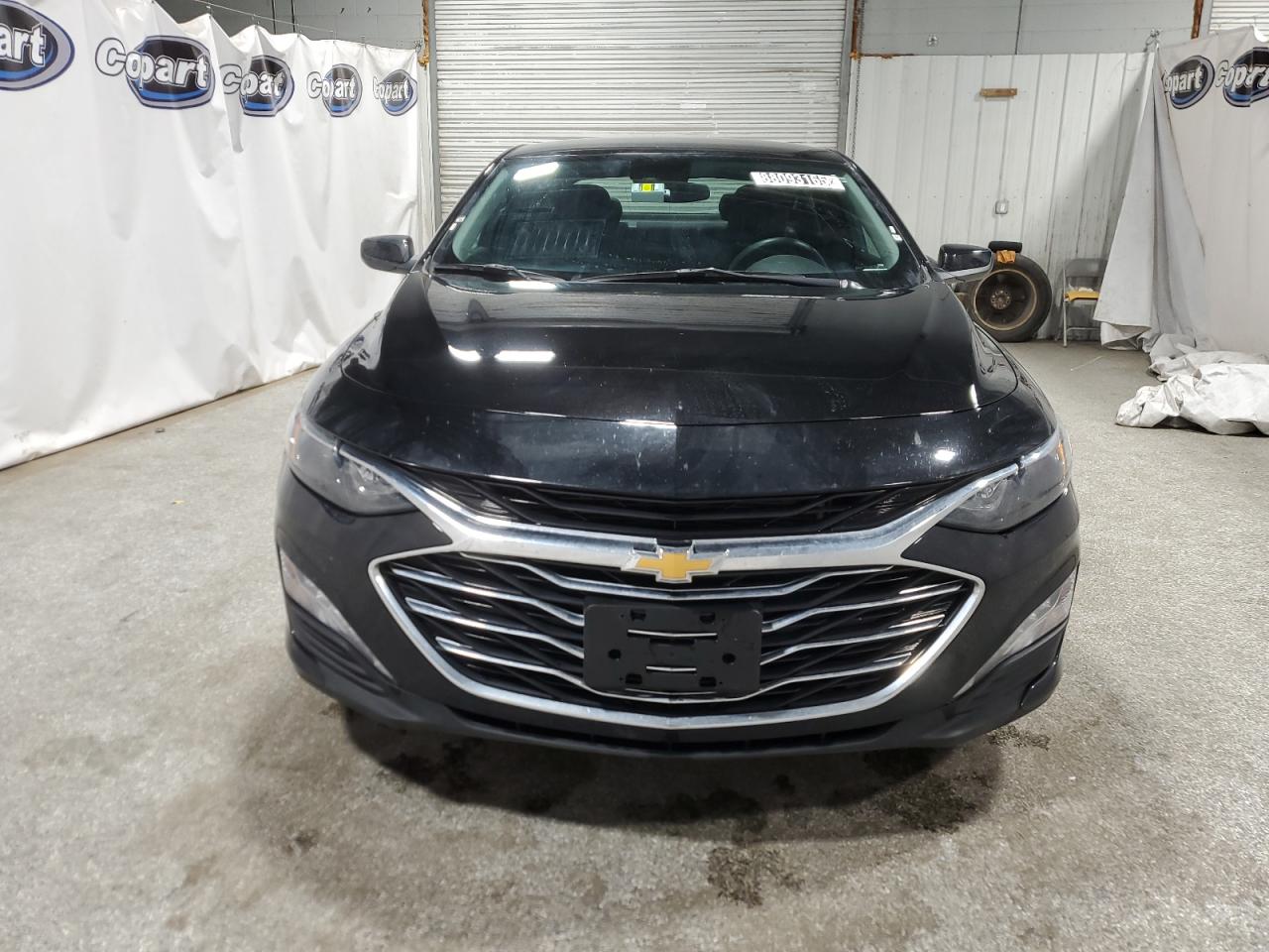 2023 Chevrolet Malibu - Image 5