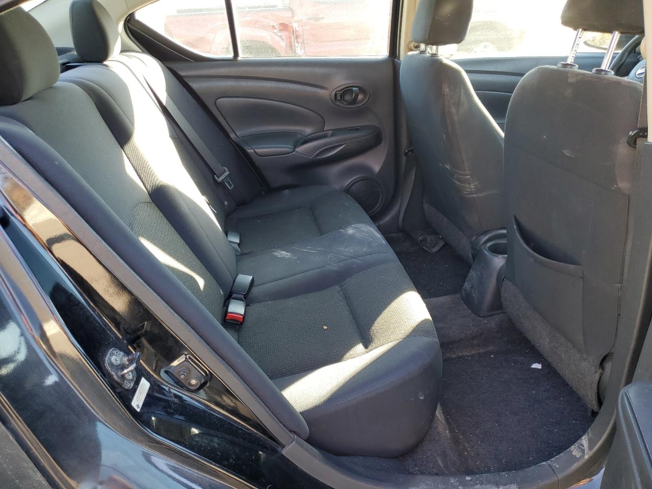 2012 Nissan Versa - Image 11