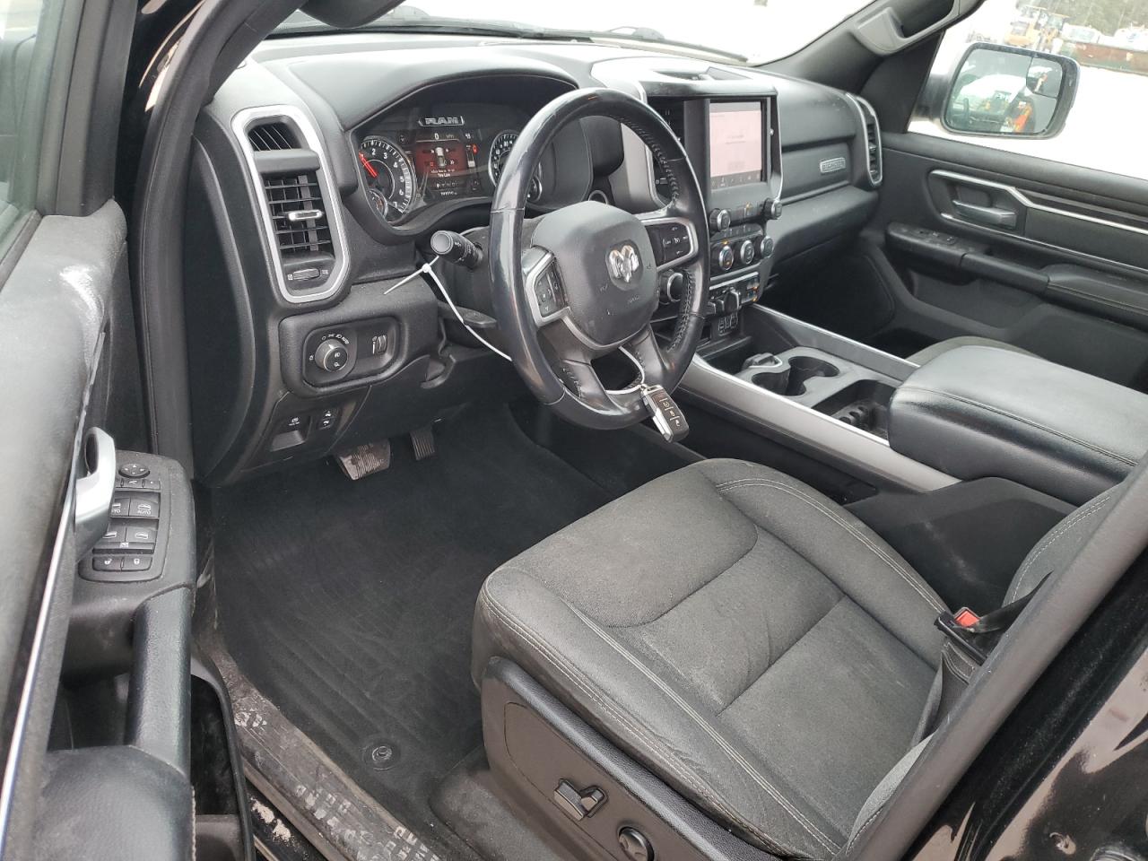 2022 RAM 1500 - Image 8