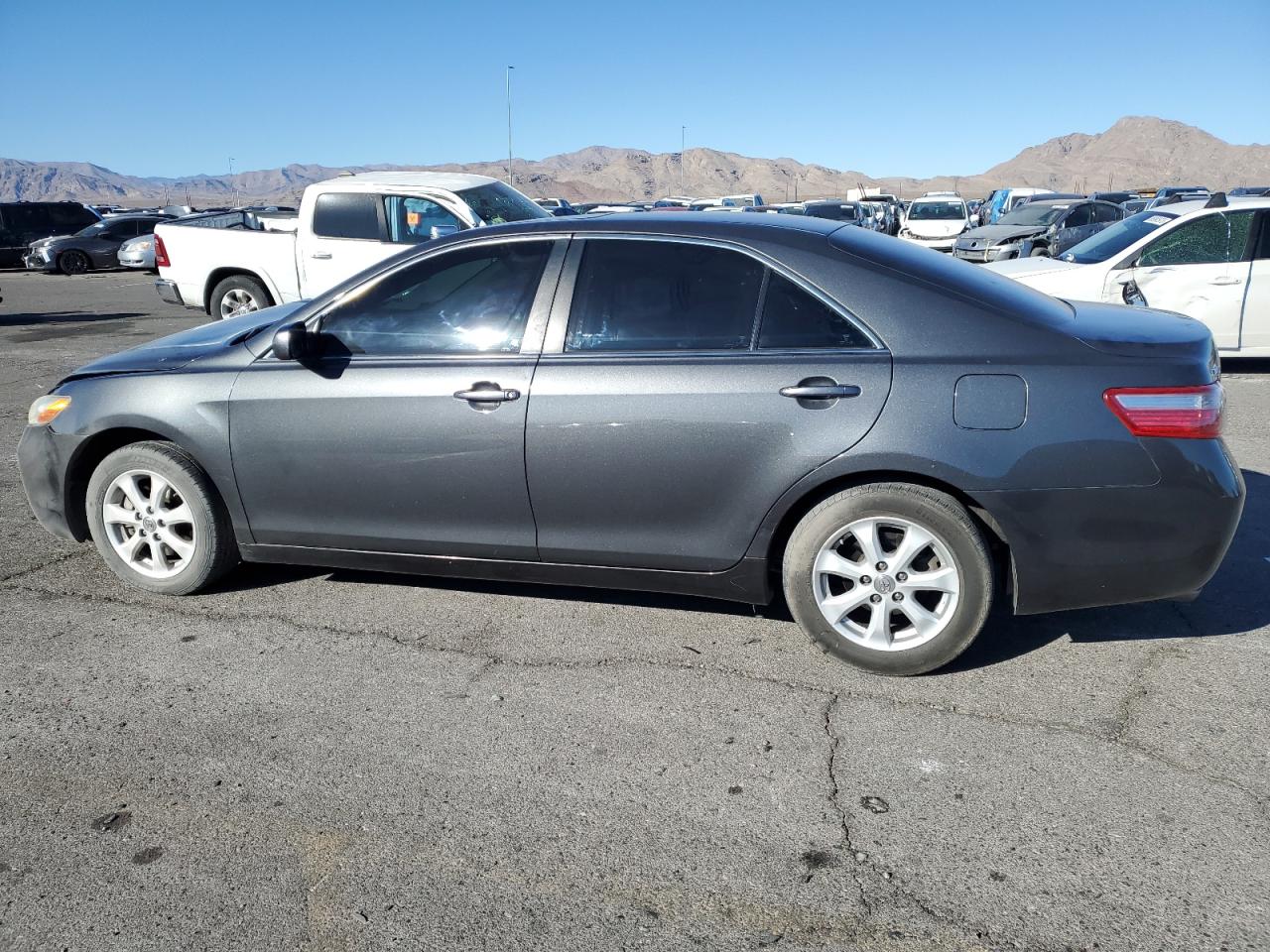 2007 Toyota Camry - Image 2
