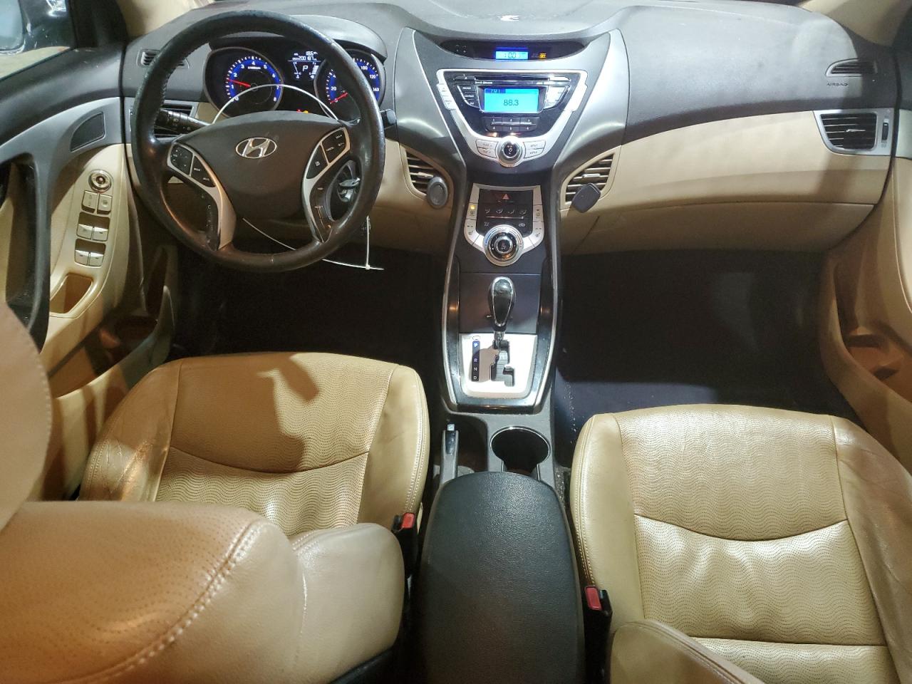 2012 Hyundai Elantra - Image 8